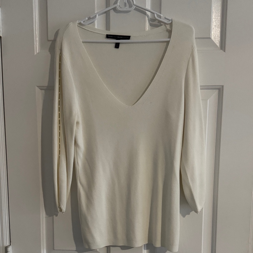 White House Black Market Cream V-Neck Sweater with Pearl-Trim Sleeves